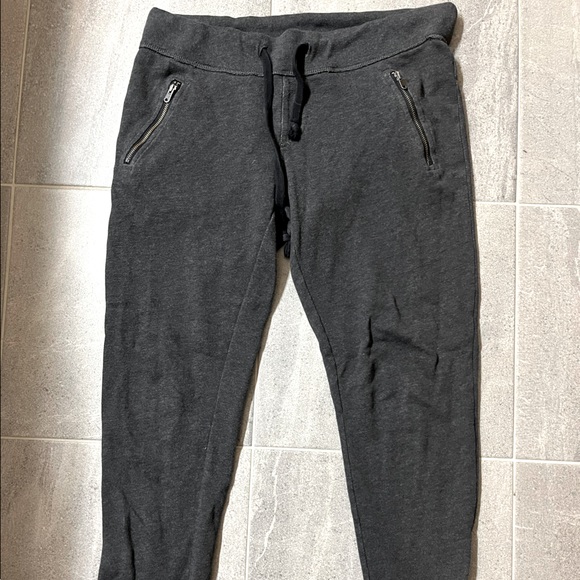 AE Sweatpants - Picture 1 of 3